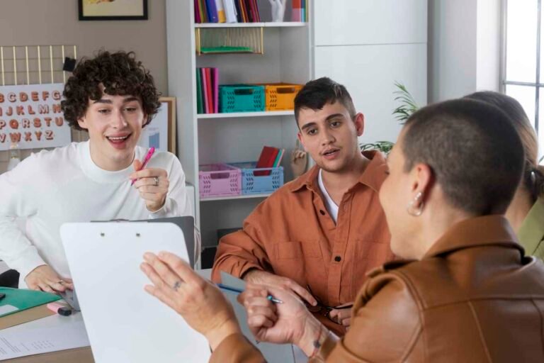 adolescentes adultos